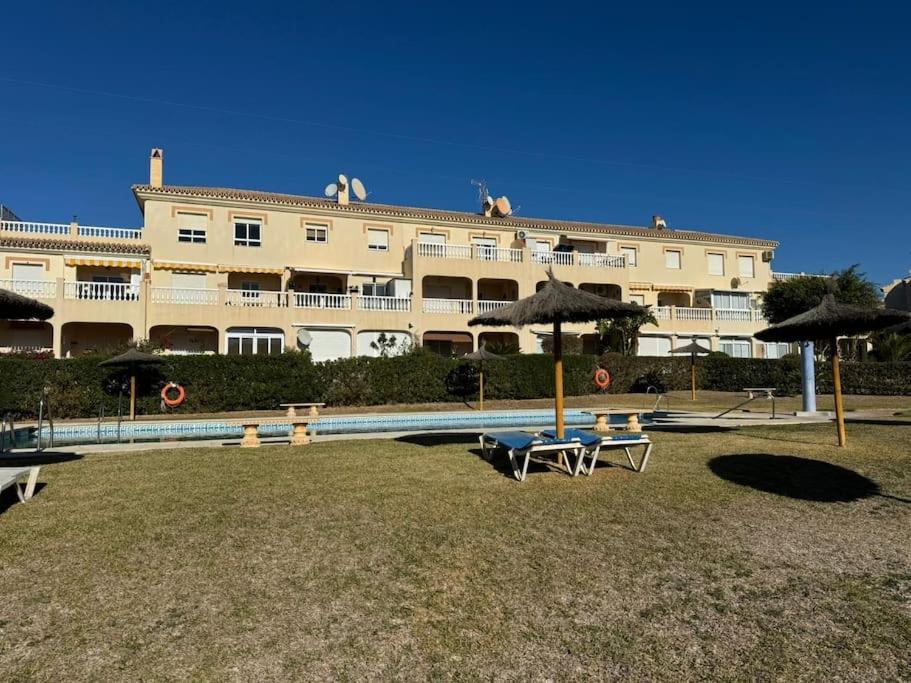 Nuevo Torrox Deluxe Beach & Piscina Eksteriør bilde