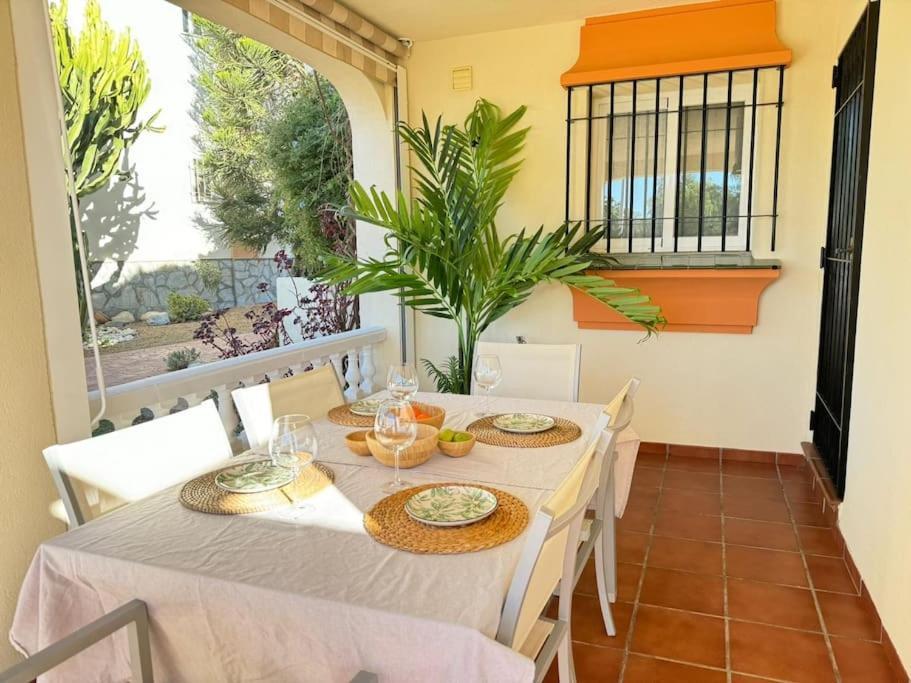 Nuevo Torrox Deluxe Beach & Piscina Eksteriør bilde