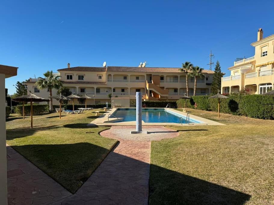 Nuevo Torrox Deluxe Beach & Piscina Eksteriør bilde